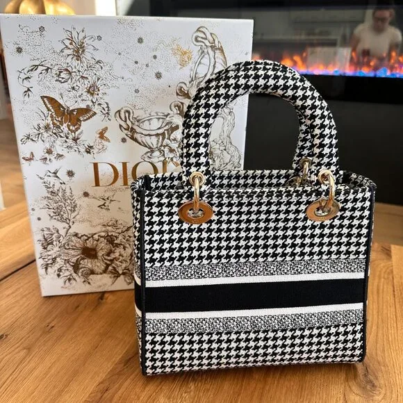 DIOR Medium Lady D-Lite Bag  Black and White Houndstooth Embroidery - Picture 8 of 11